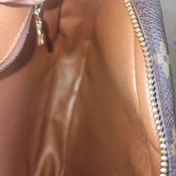 AUTHENTIC vintage(35 yrs.old) louis vuitton JEUNE FILLE MM - Picture 8 of 16